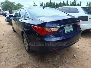 Hyundai Sonata 2012