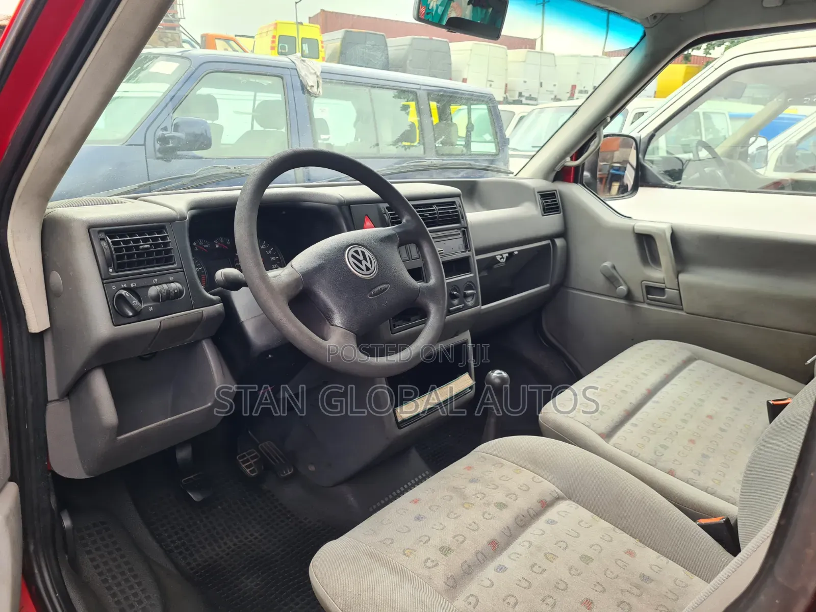 Volkswagen Transporter 2005 Red