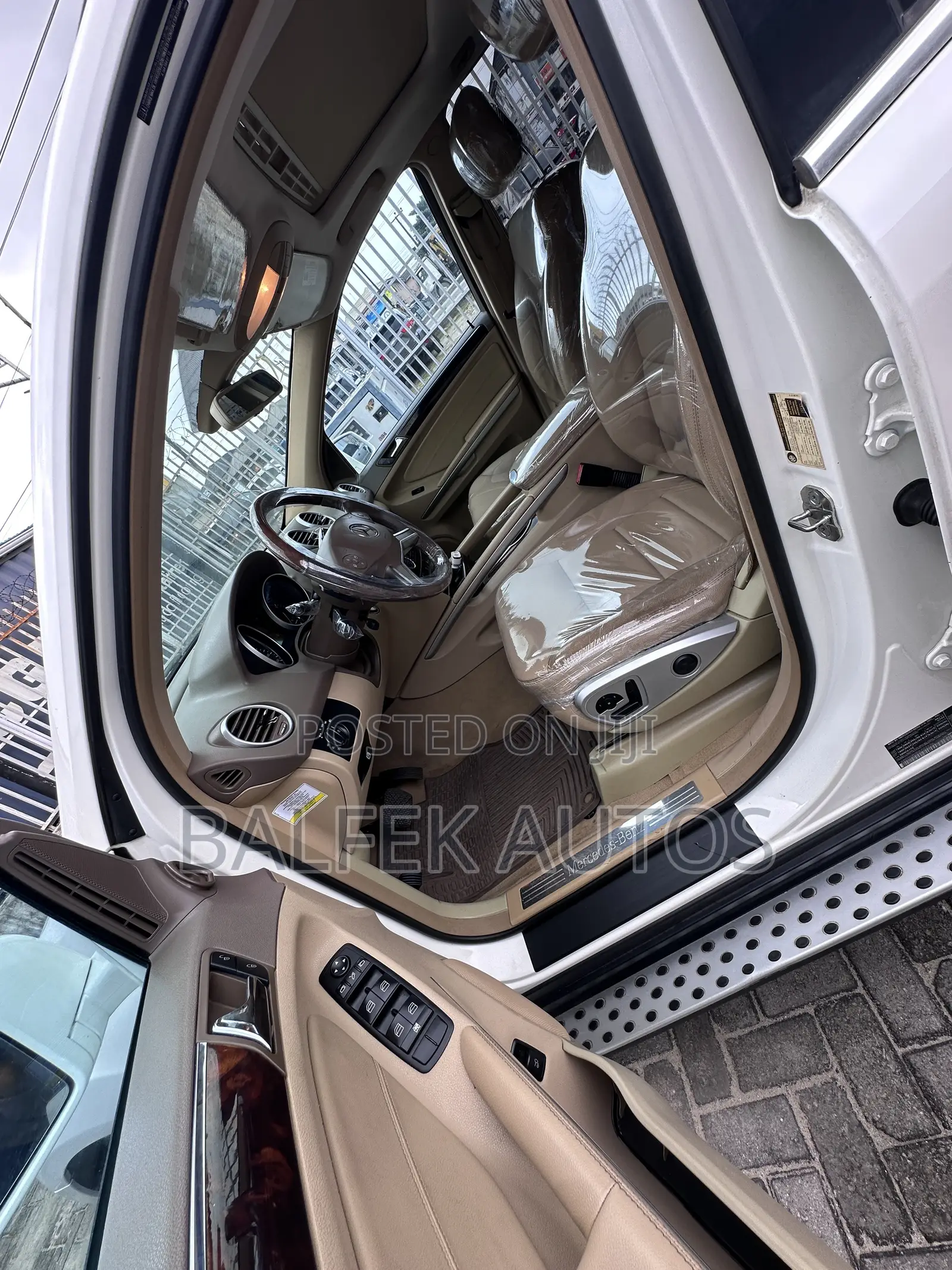Mercedes-Benz M Class 2011 White