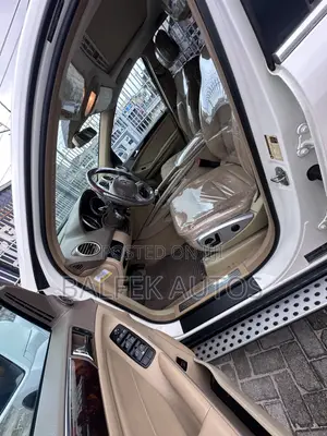 Mercedes-Benz M Class 2011 White