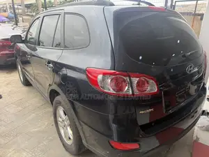Hyundai Santa Fe GLS 2011