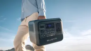 BLUETTI Elite 100 V2 – 1,800W Solar Generator