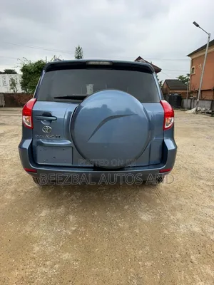 Toyota RAV4 V6 2006 Blue
