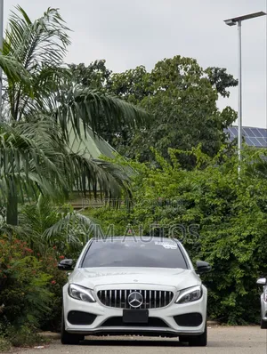 Mercedes-Benz C450 2016 White