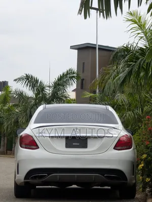 Mercedes-Benz C450 2016 White