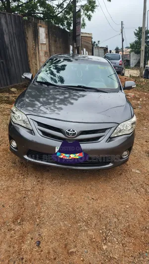 Toyota Corolla 2012 Gray