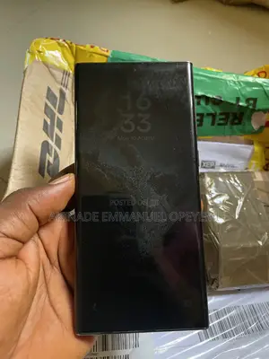 Samsung Galaxy S22 Ultra 5G 128 GB Black