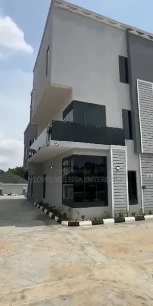 To Let/ Lease Newly Built 30 Square Meters Office Space in Abuja