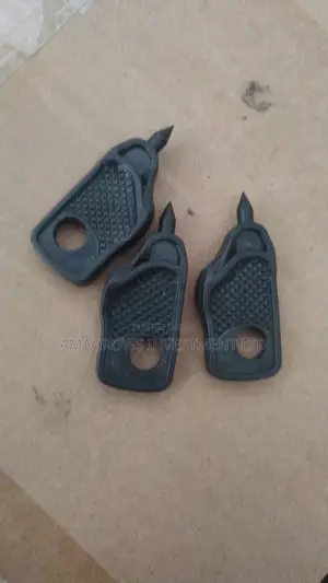 PVC Hole Pincher