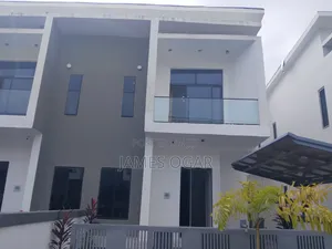 4bdrm Duplex in Orchid Road, Chevron for rent