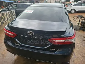 Toyota Camry 2018 Black