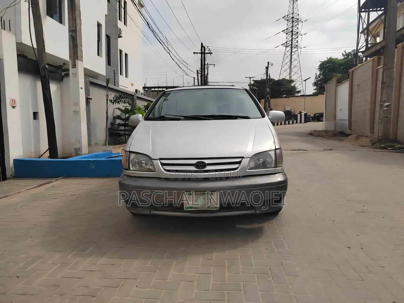 Toyota Sienna 2001 Silver