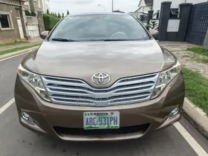 Toyota Venza 2011 Brown