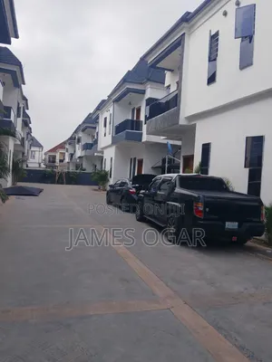 4bdrm Duplex in Orchid, Chevron for rent