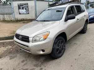 Toyota RAV4 2007 Gold