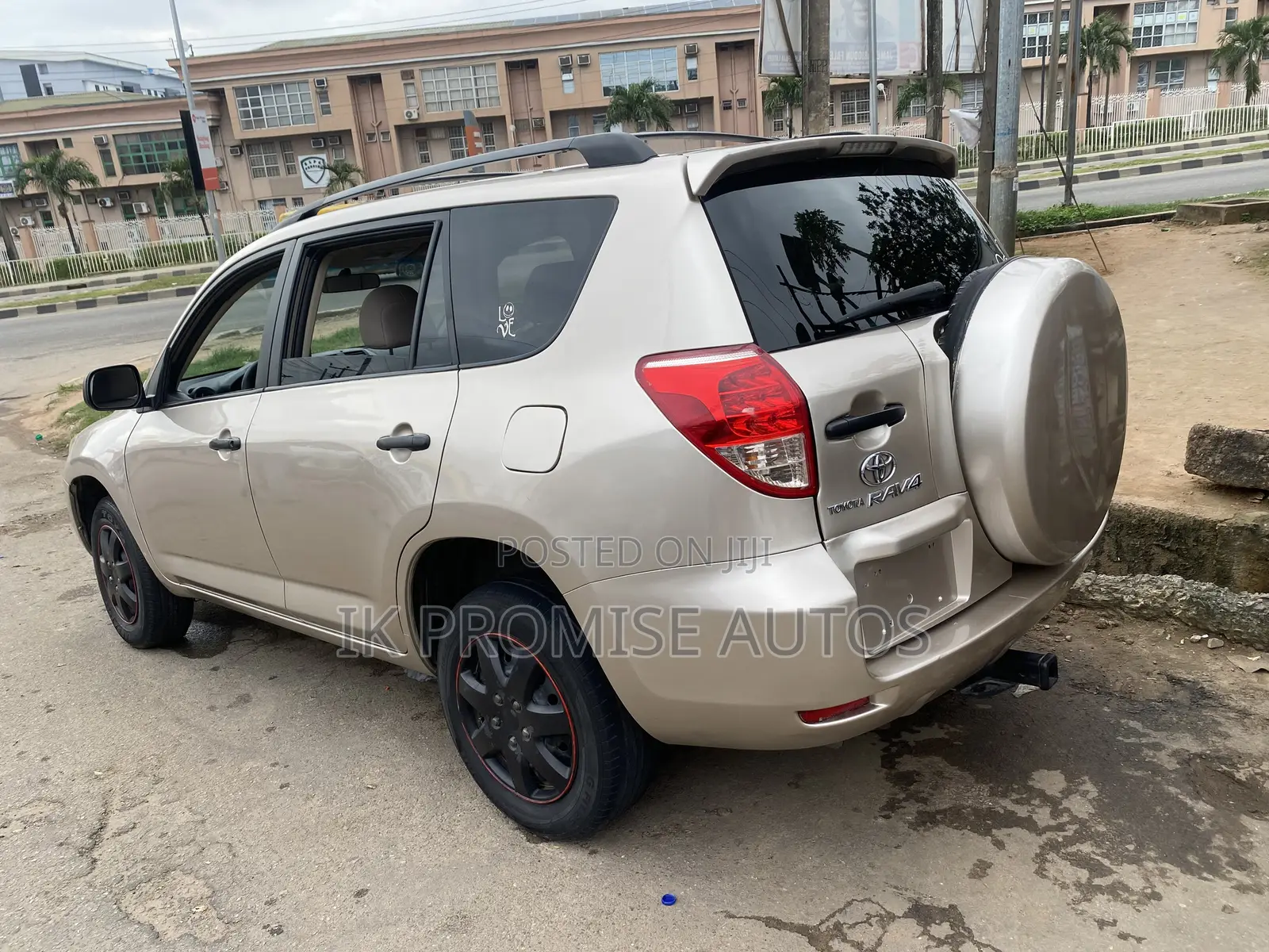 Toyota RAV4 2007 Gold