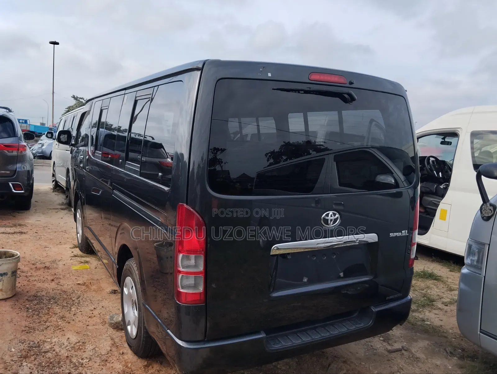 Toyota HiAce 2014 Grey