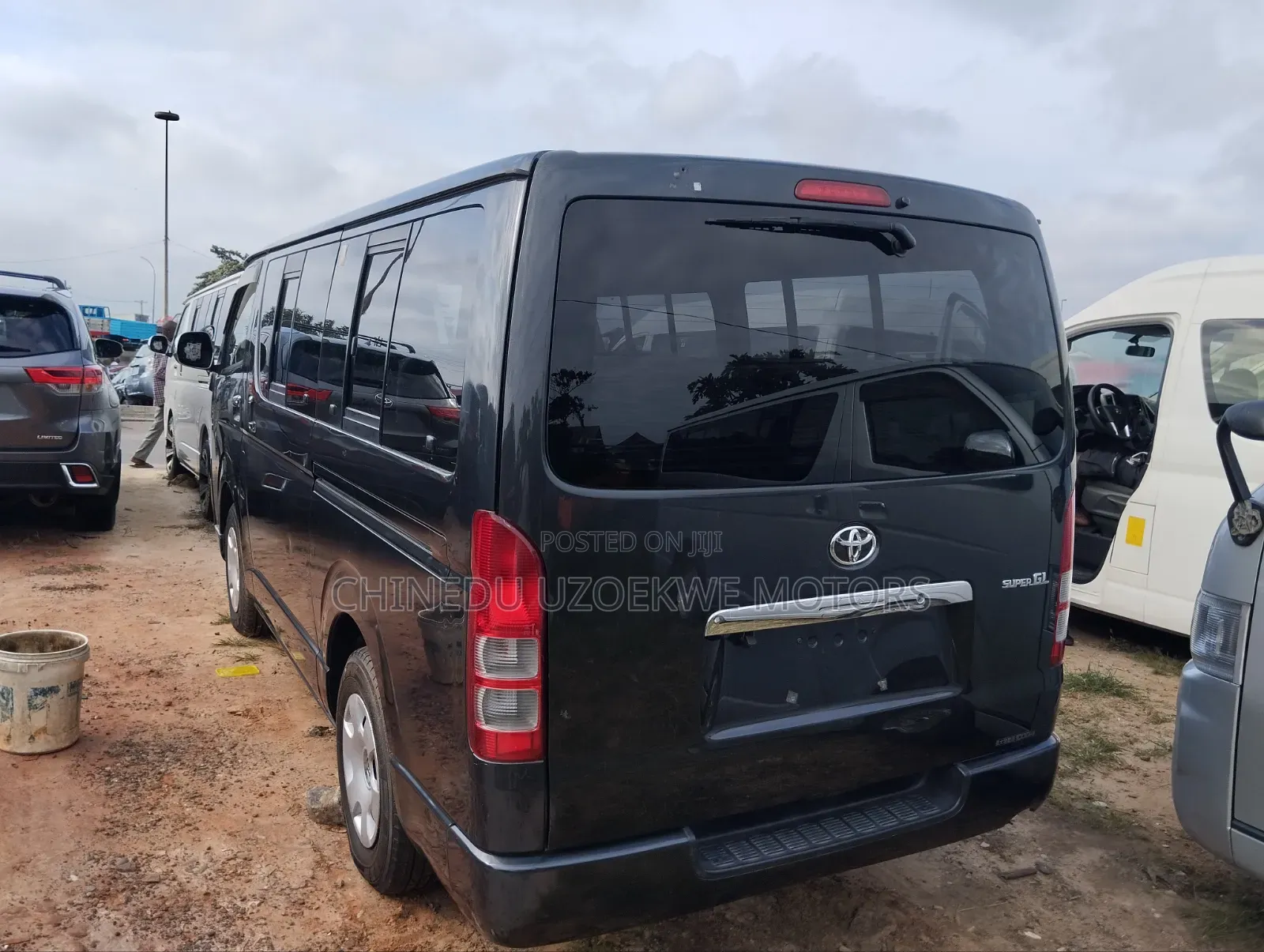 Toyota HiAce 2014 Grey