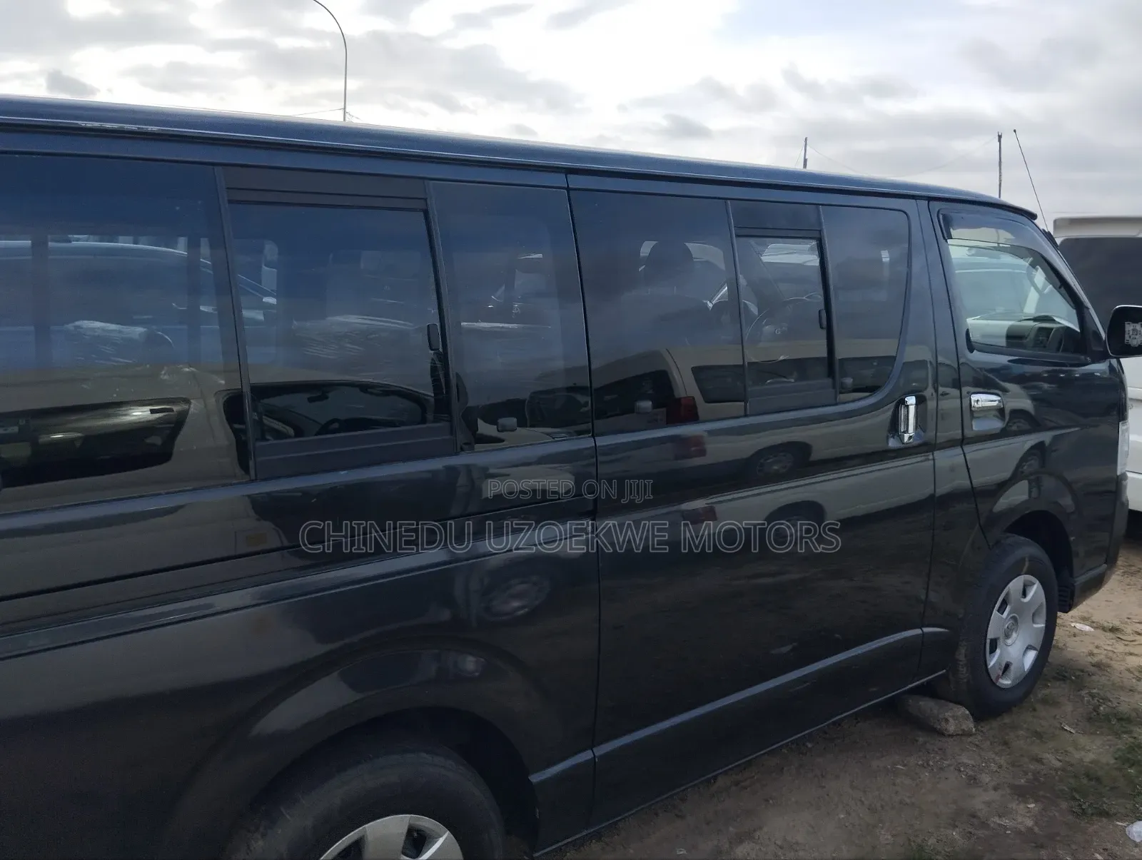 Toyota HiAce 2014 Grey