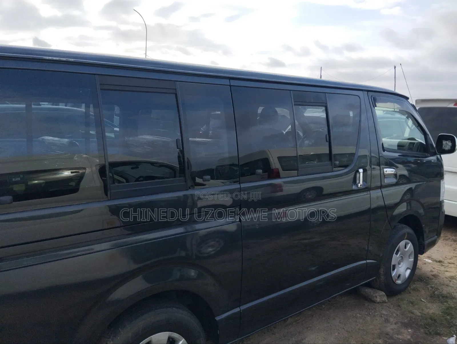 Toyota HiAce 2014 Grey