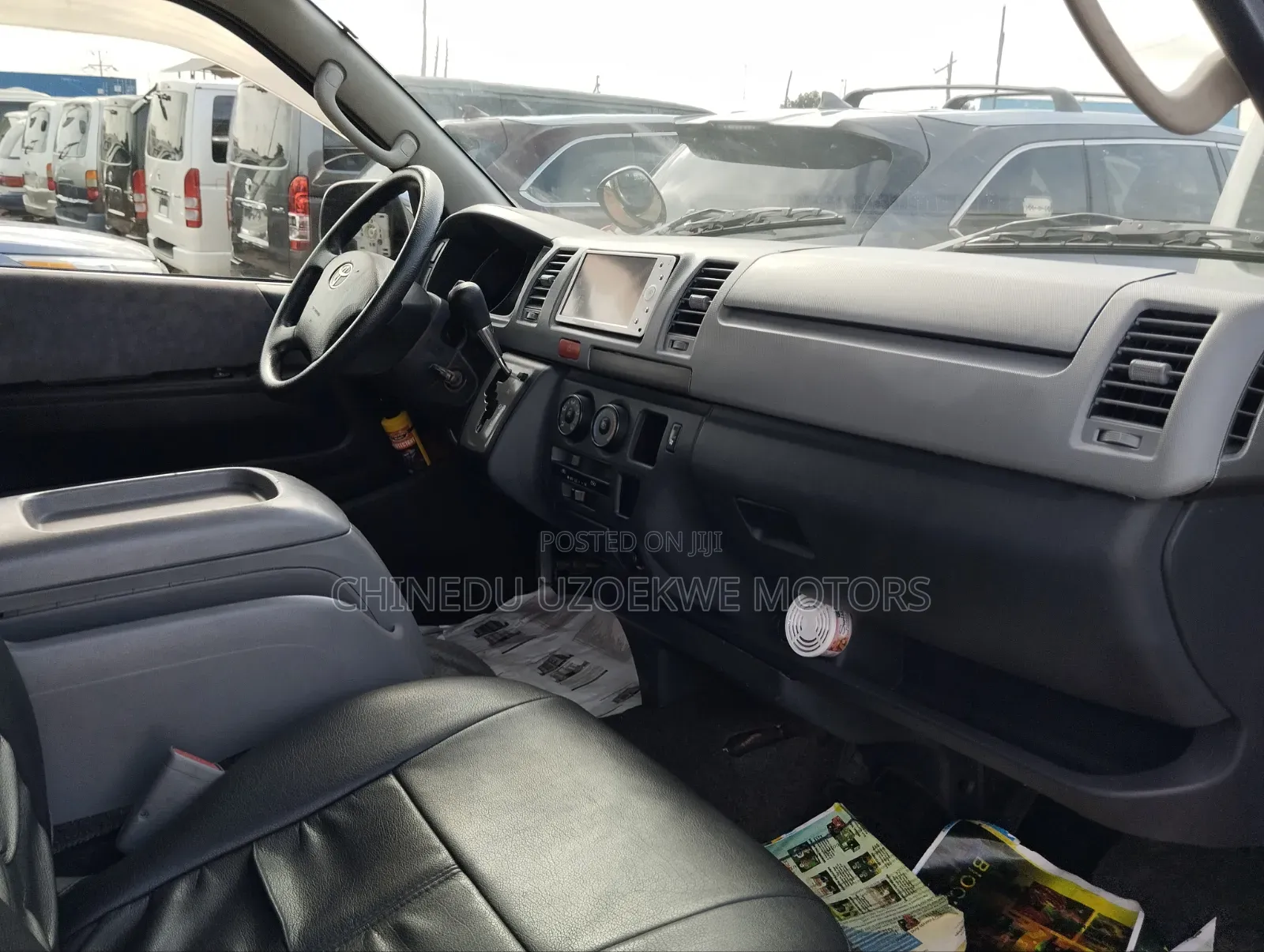 Toyota HiAce 2014 Grey