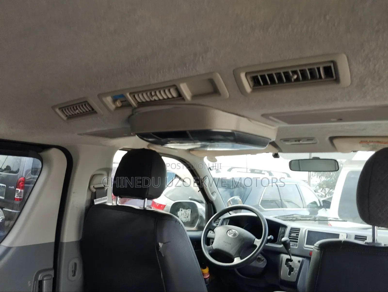 Toyota HiAce 2014 Grey