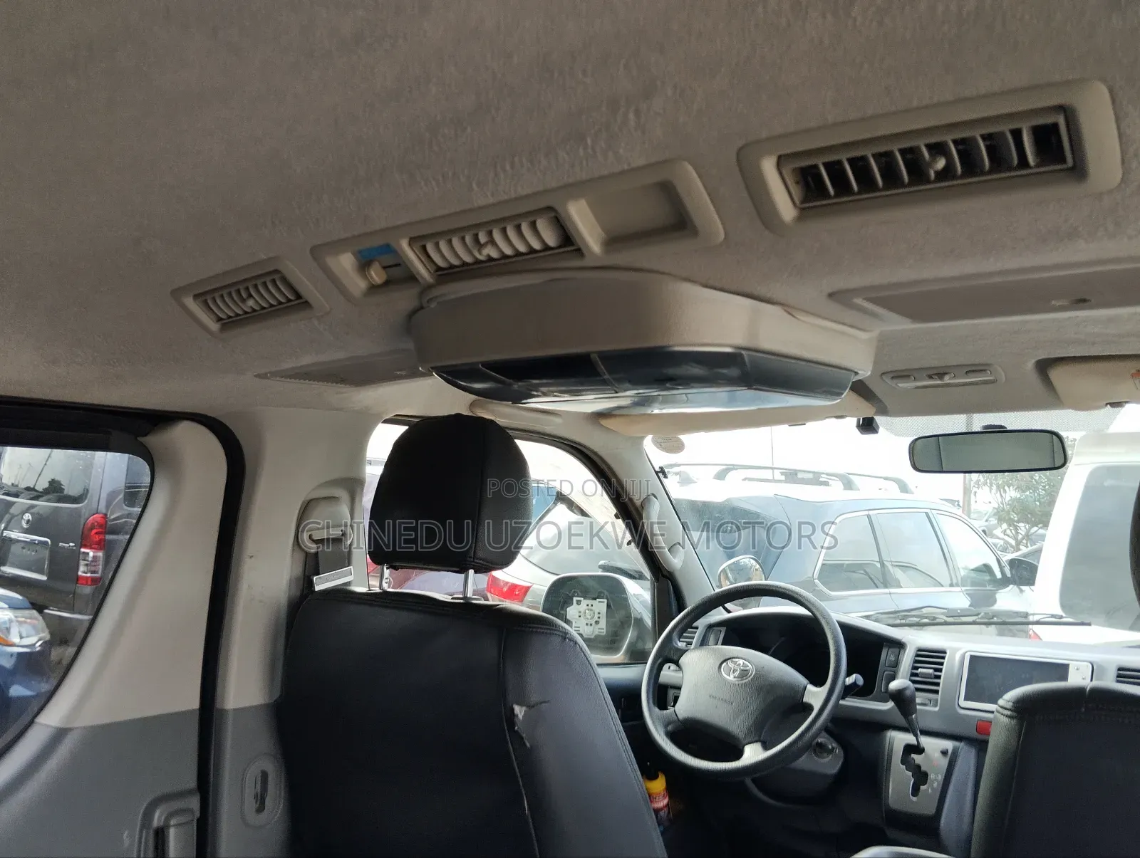 Toyota HiAce 2014 Grey