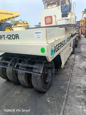Ingersoll Rand PT120R 9 Wheel Pneumatic Roller