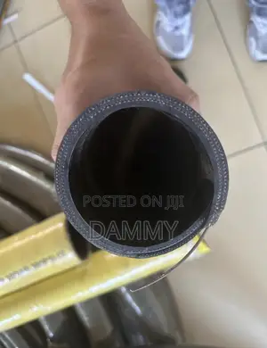 Heavy-Duty Rubber Suction With Wire Hose