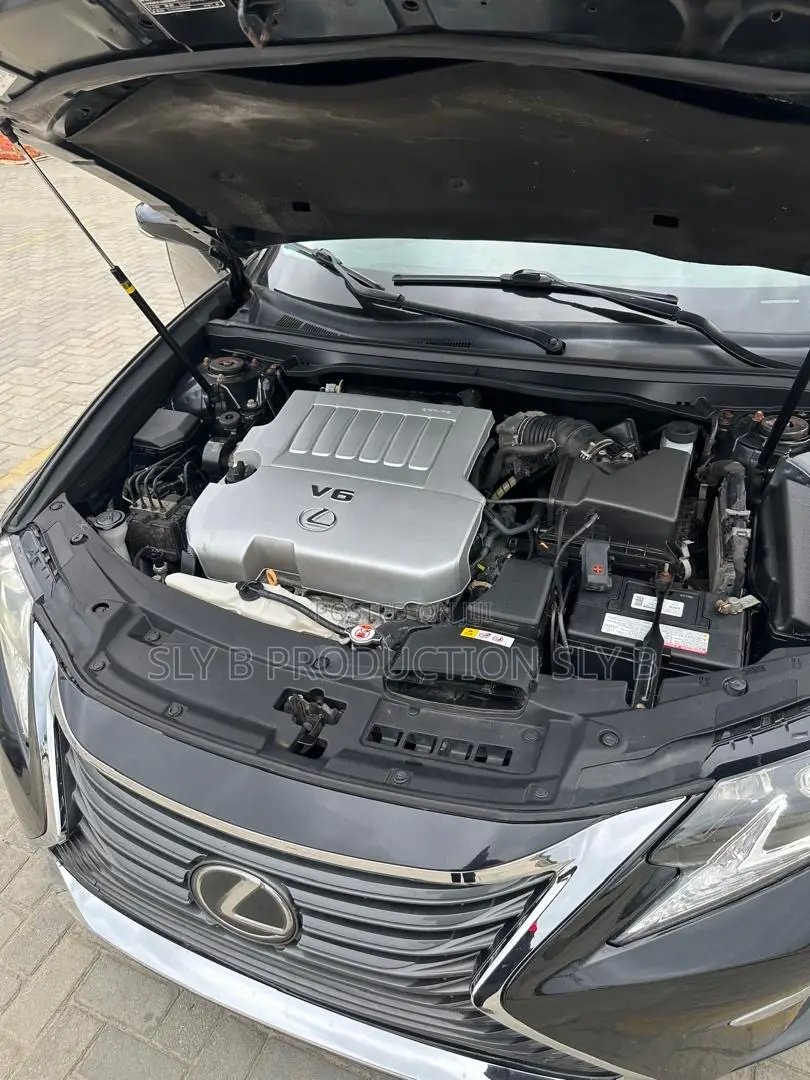 Lexus ES 2018 Black