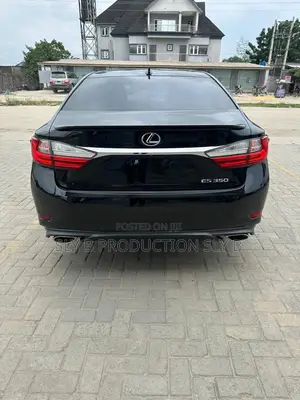 Lexus ES 2018 Black