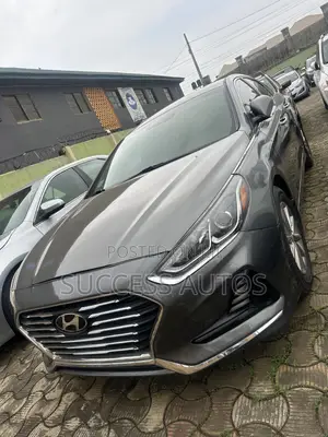 Hyundai Sonata SE 2018 Gray