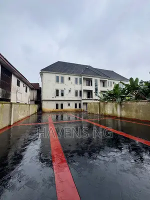 11bdrm Block of Flats in Obio-Akpor for sale