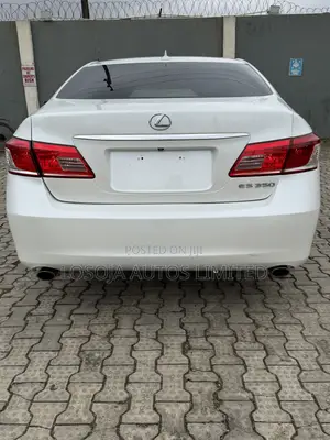 Lexus ES 350 2012 White