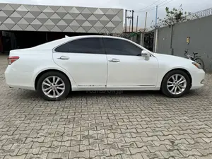 Lexus ES 350 2012 White