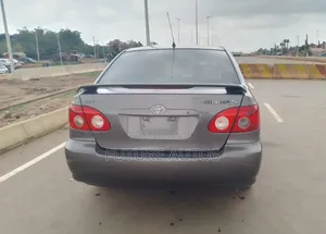 Toyota Corolla 2005 Gray