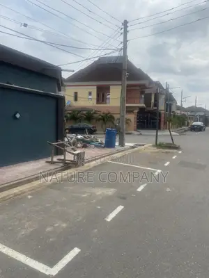 3bdrm Block of Flats in Magodo Isheri Gra for rent