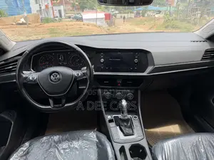 Volkswagen Jetta 2022 Gray