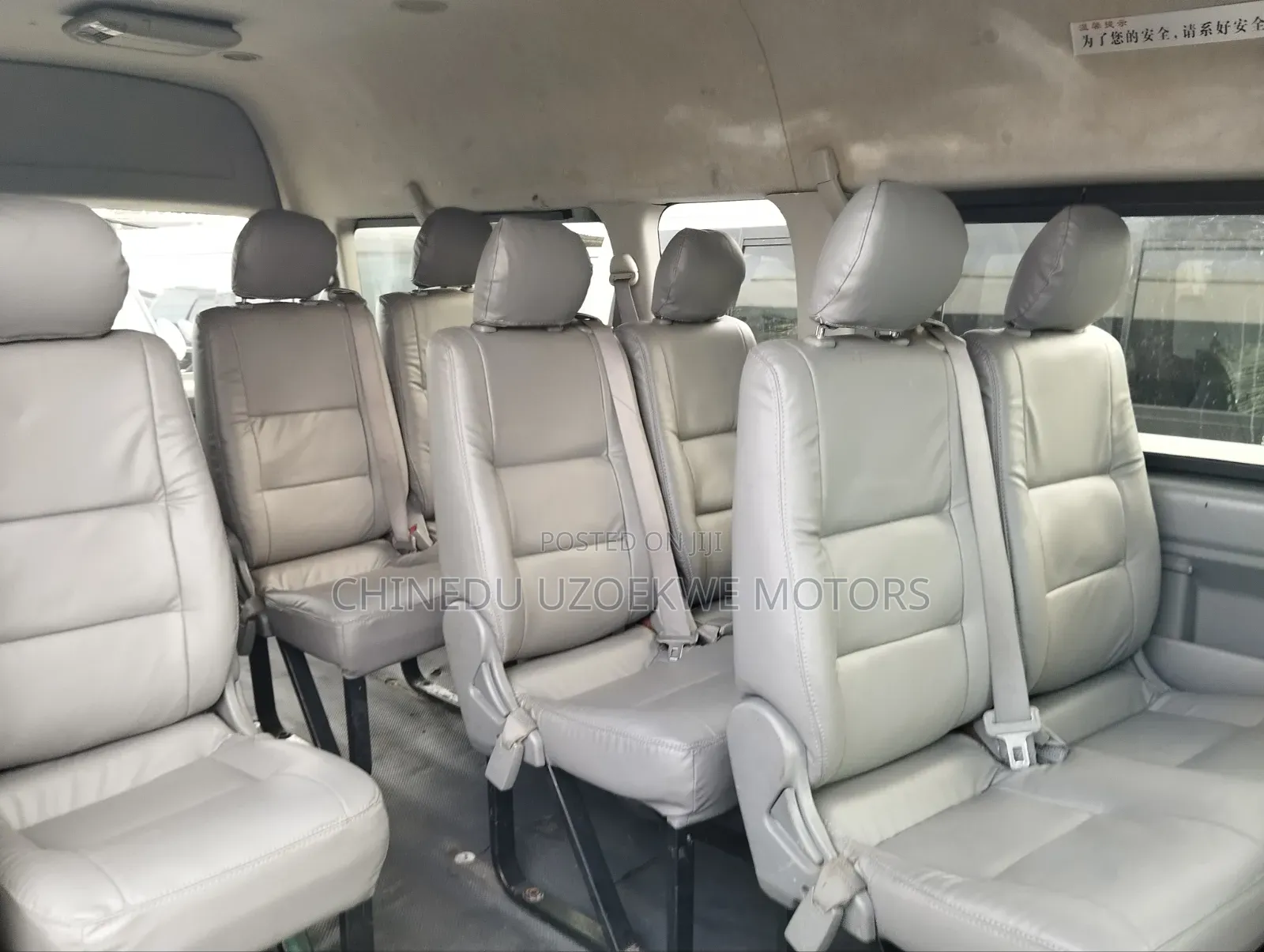 Toyota HiAce 2013 White