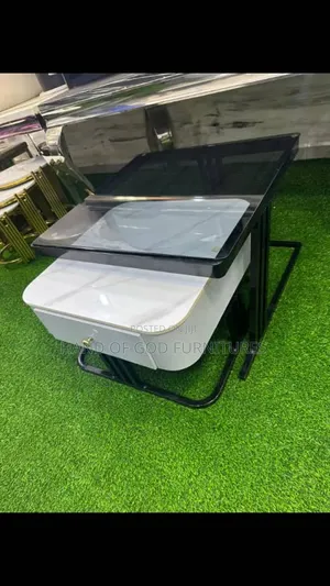 Simple and Quality Center Table Set