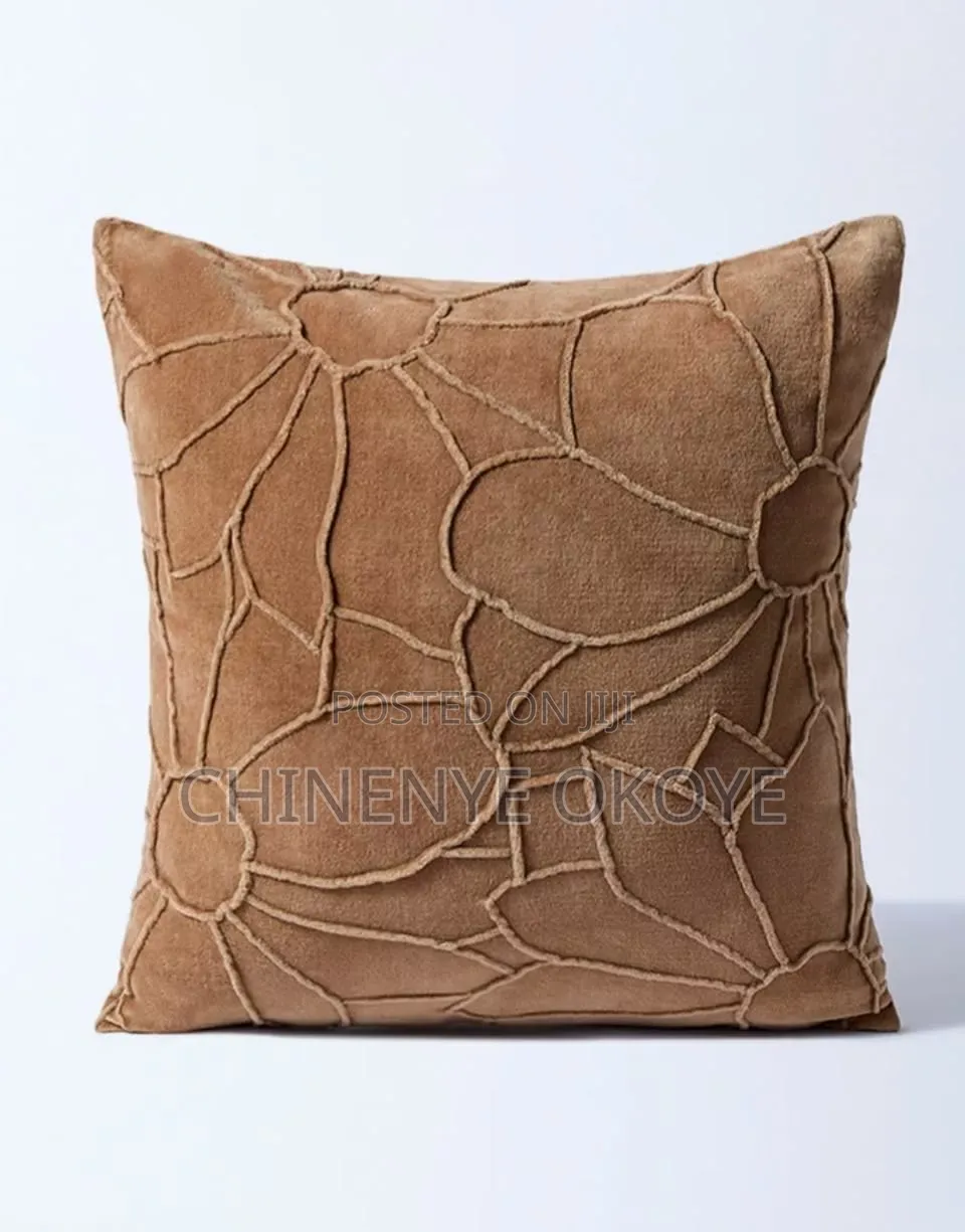 Pillow for U