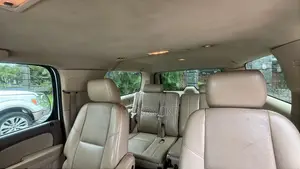 Chevrolet Suburban 5.7 1990 Silver