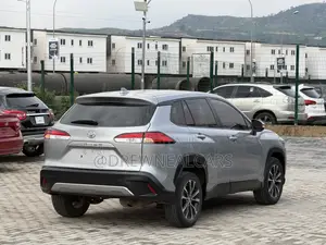 Toyota Corolla Cross LE 2023 Gray
