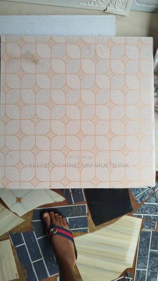 Pop Board/Ceiling