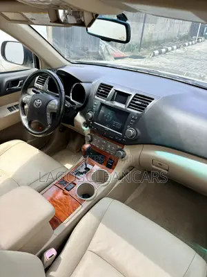 Toyota Highlander Limited 2008 Gold