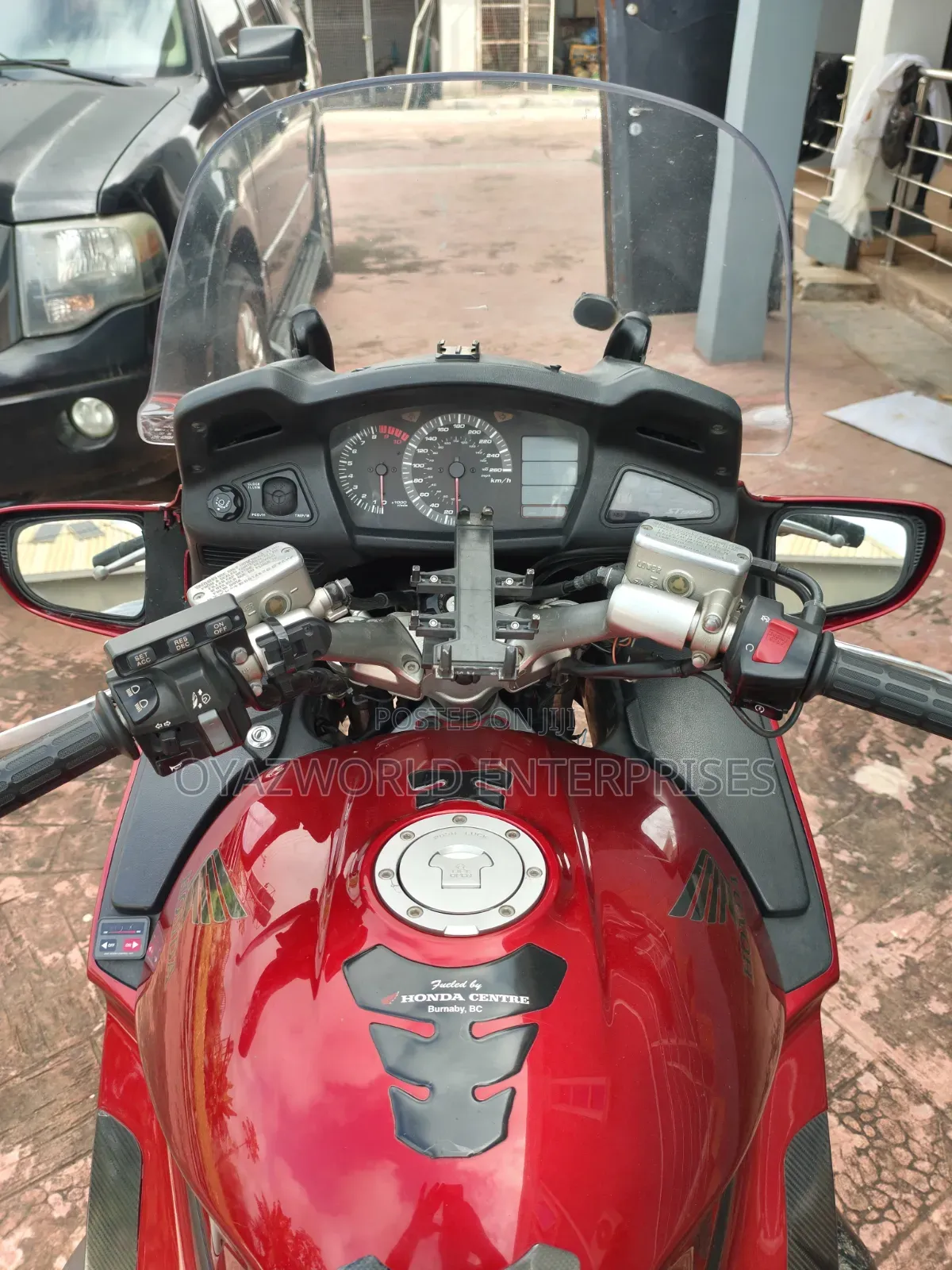 Honda 2010 Red