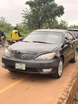 Toyota Camry XLE 4dr Sedan (2.4L 4cyl 5A) 2009 Black