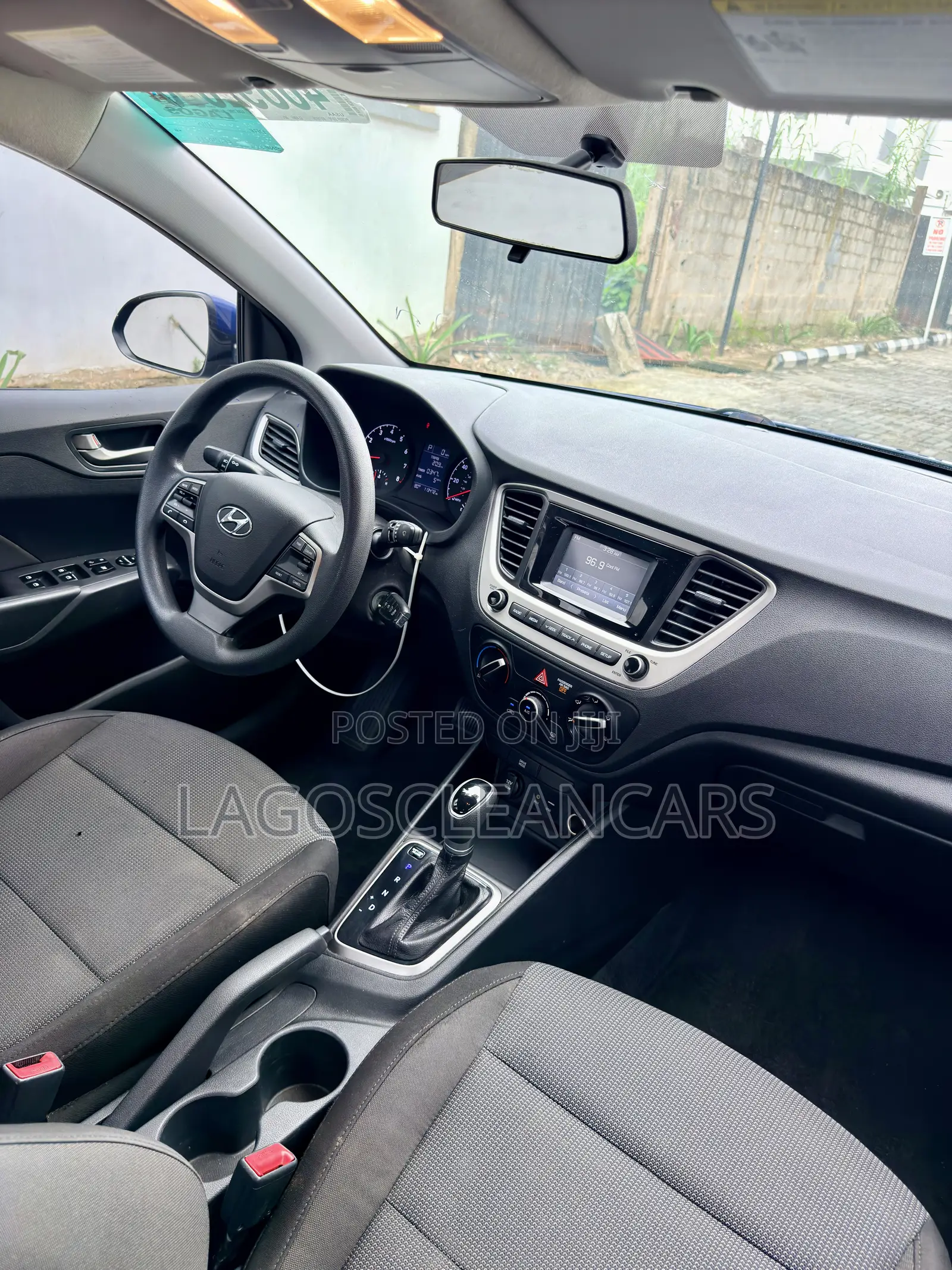 Hyundai Accent SE 2019 Blue