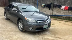 Toyota Corolla 2012 Black