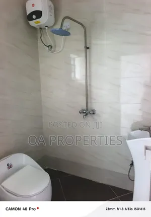 2bdrm Block of Flats in Kolapo Ishola Gra for rent